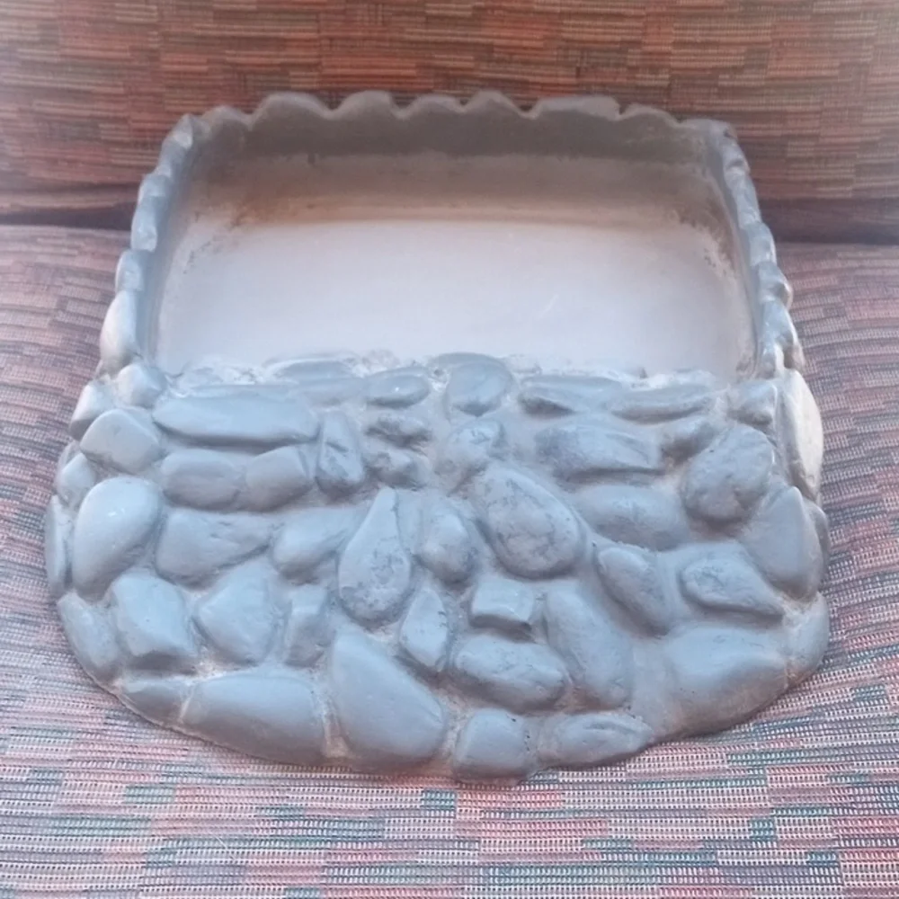 IMAGITARIUM XL Rock Ramp Water / Soaking Dish.